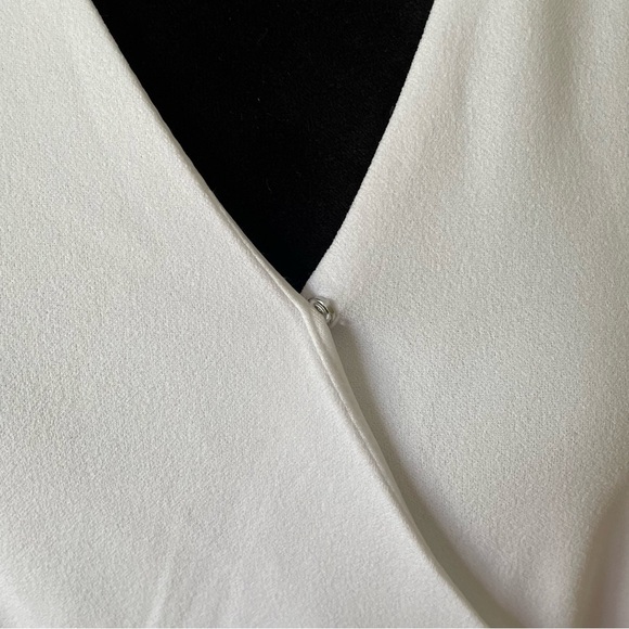 CATO White Wrap Front Romper Size 18W - Picture 2 of 7